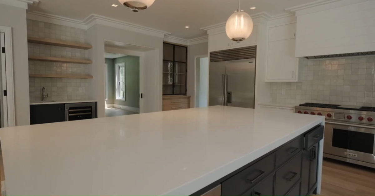 Transitional Kitchen Remodel by Greaves Construction NC project photo